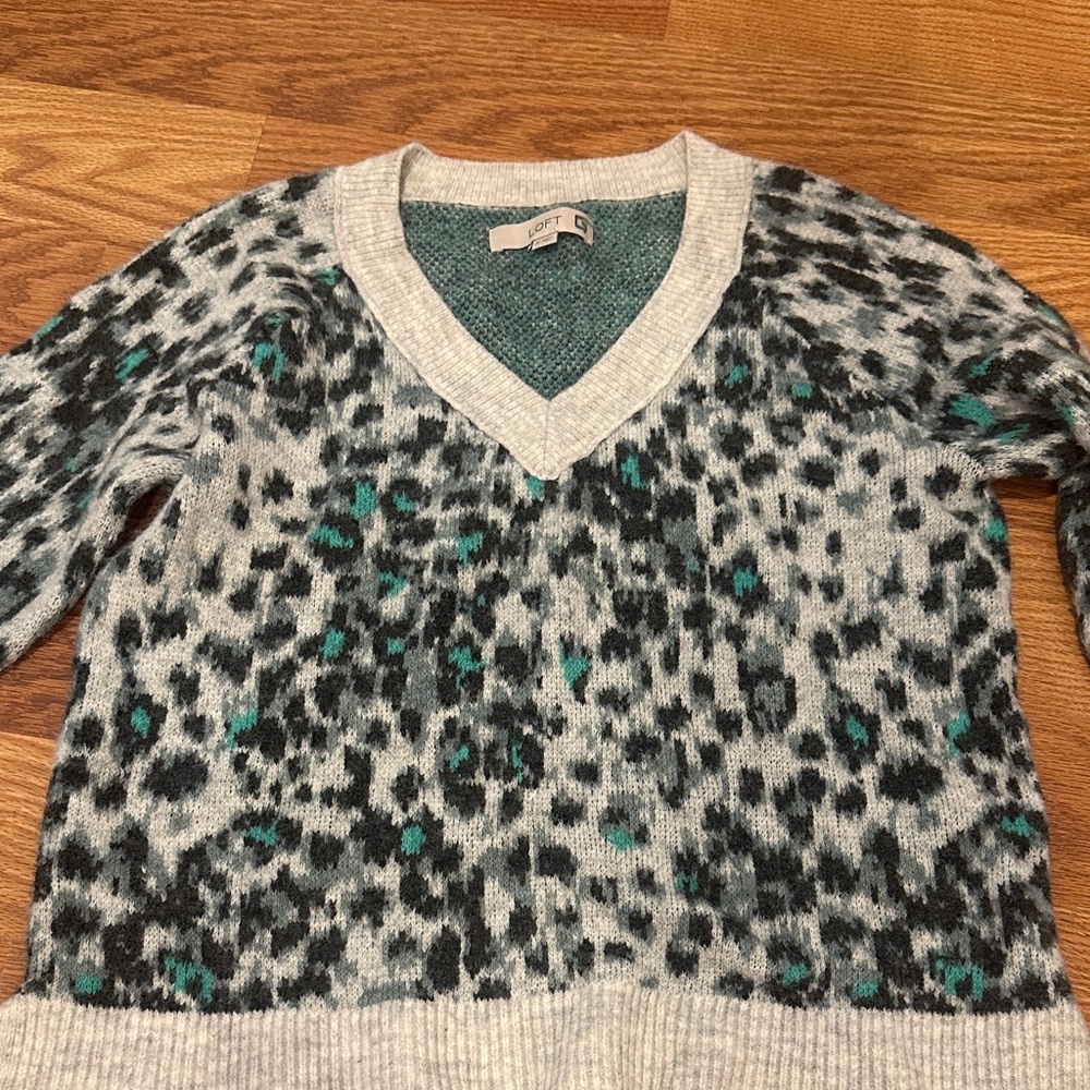 LOFT Gray and Teal Leopard V-Neck Sweater
